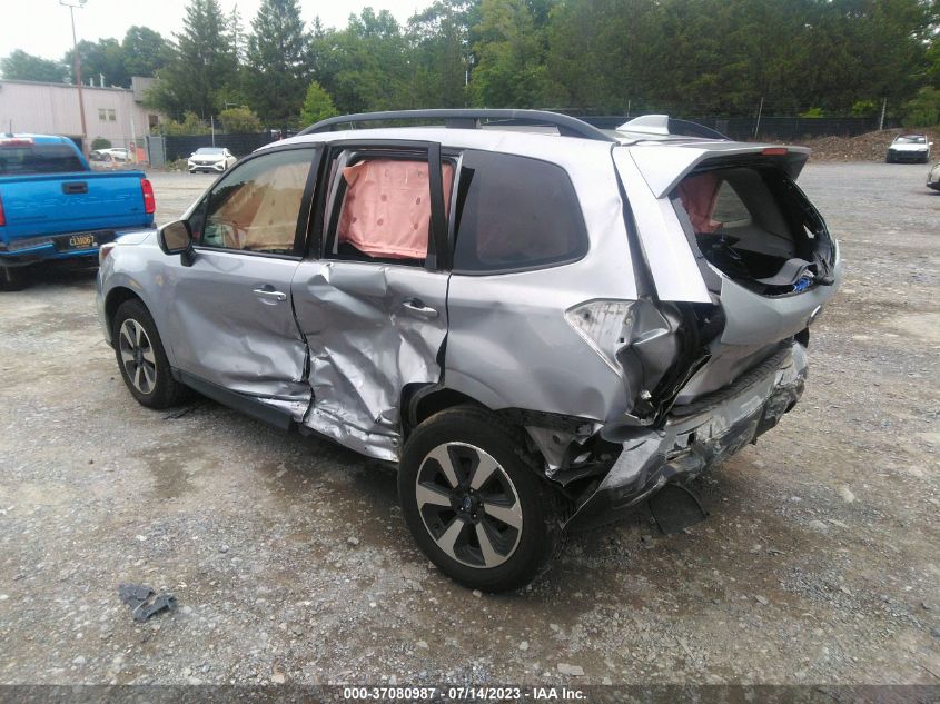 2017 SUBARU FORESTER PREMIUM - JF2SJAEC0HH402324