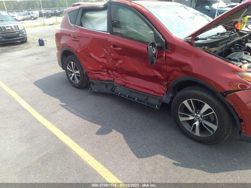 2016 TOYOTA RAV4 XLE - JTMWFREV1GJ086697
