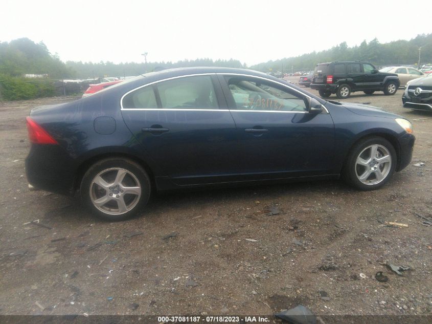 2013 VOLVO S60 T5 - YV1612FH2D2187018