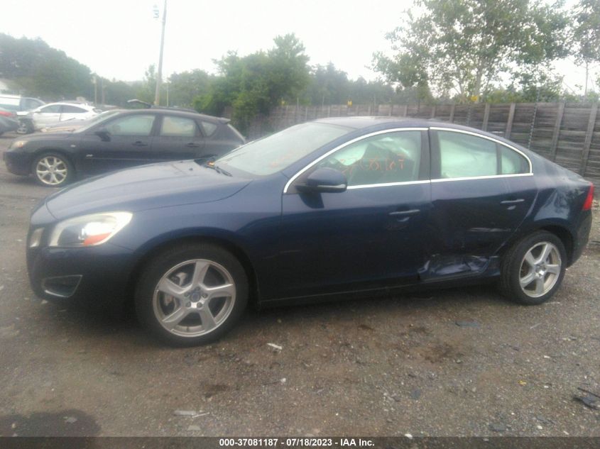 2013 VOLVO S60 T5 - YV1612FH2D2187018
