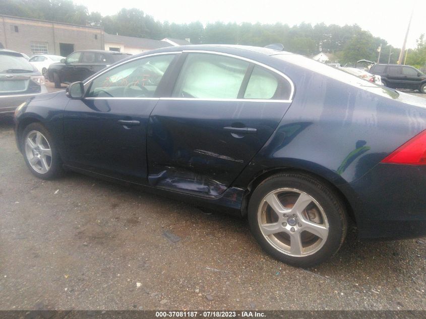 2013 VOLVO S60 T5 - YV1612FH2D2187018