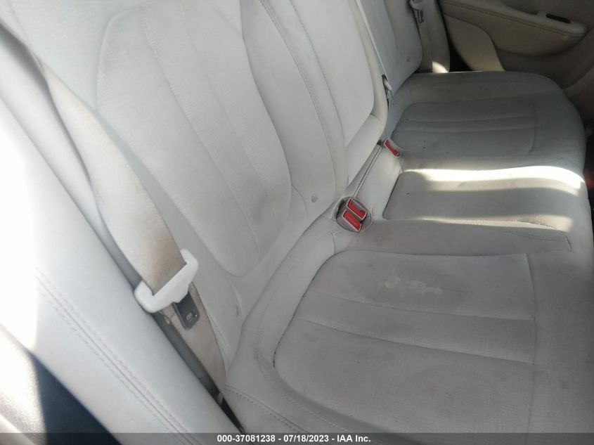 2015 CHRYSLER 200 LX - 1C3CCCFB0FN723202