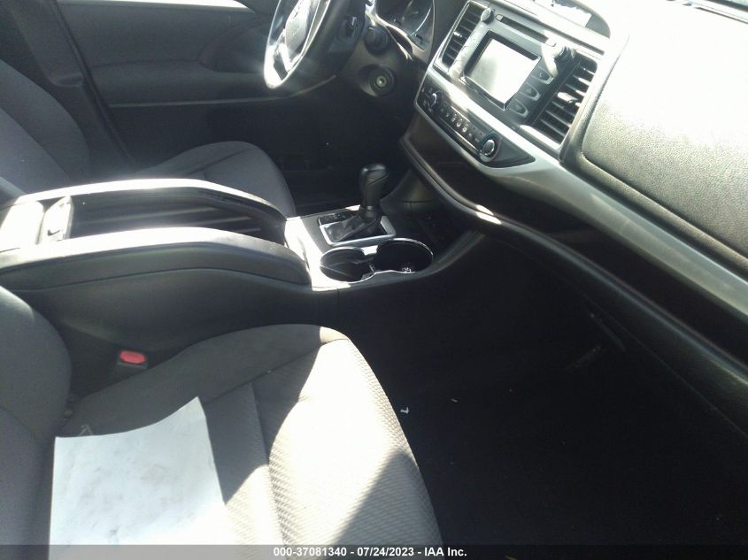 2016 TOYOTA HIGHLANDER LE - 5TDZARFH4GS020085