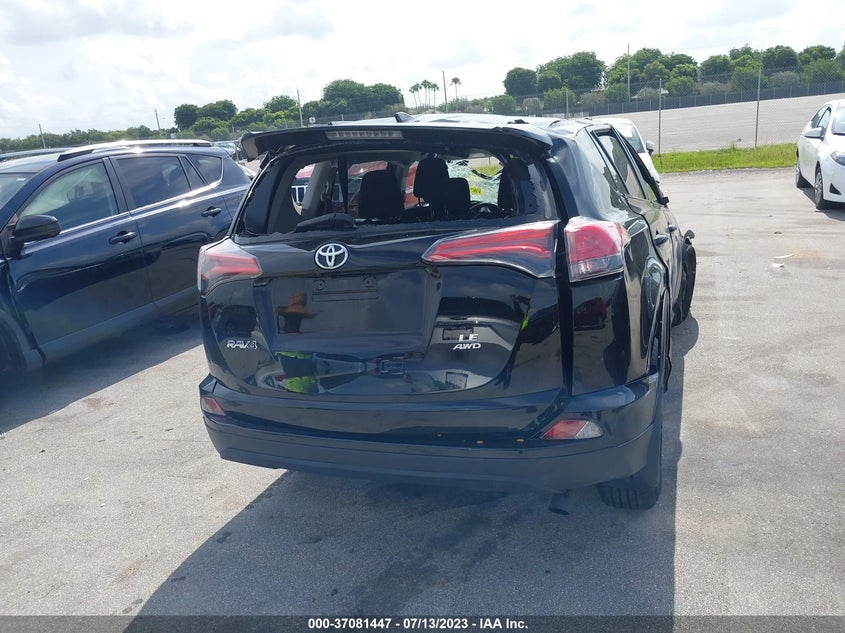 VIN 2T3BFREV6JW762519 2018 TOYOTA RAV4 LE