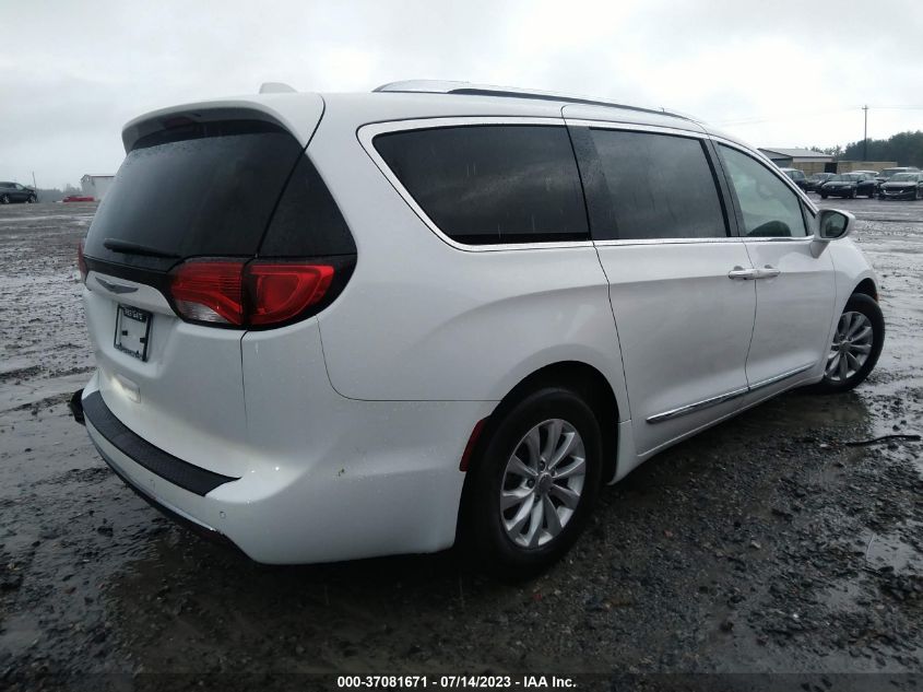 2C4RC1BG0JR279794 2018 CHRYSLER PACIFICA, photo no. 4