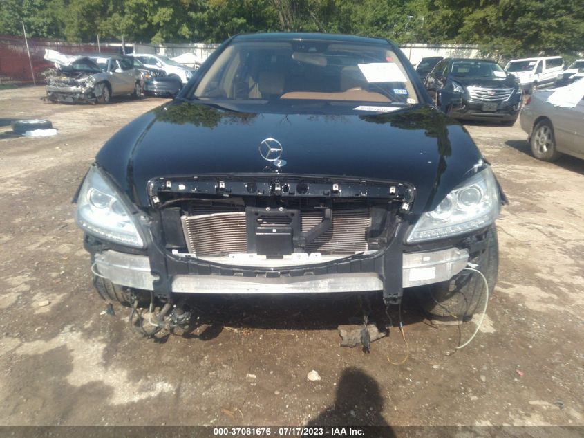 2013 MERCEDES-BENZ S 550 WDDNG7DB1DA504455