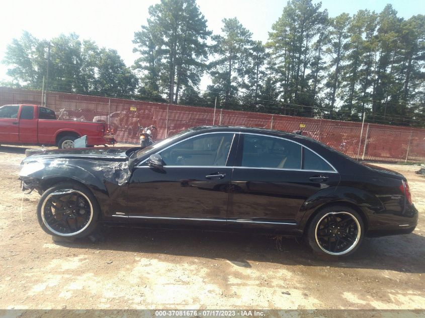 2013 MERCEDES-BENZ S 550 WDDNG7DB1DA504455