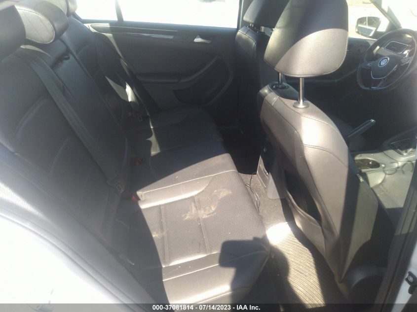 2016 VOLKSWAGEN JETTA SEDAN 1.8T SEL - 3VWL07AJ1GM228056