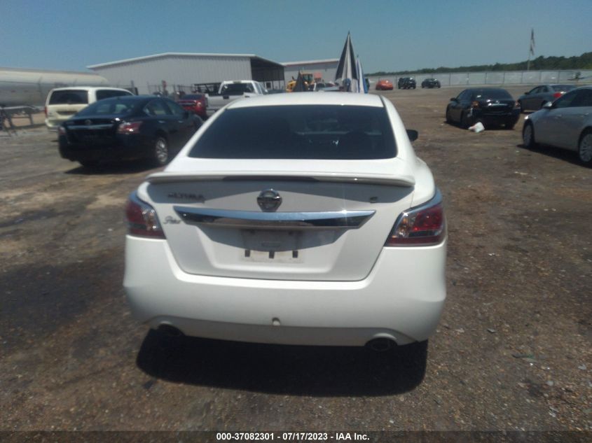 2015 NISSAN ALTIMA 2.5 S - 1N4AL3AP9FC450445