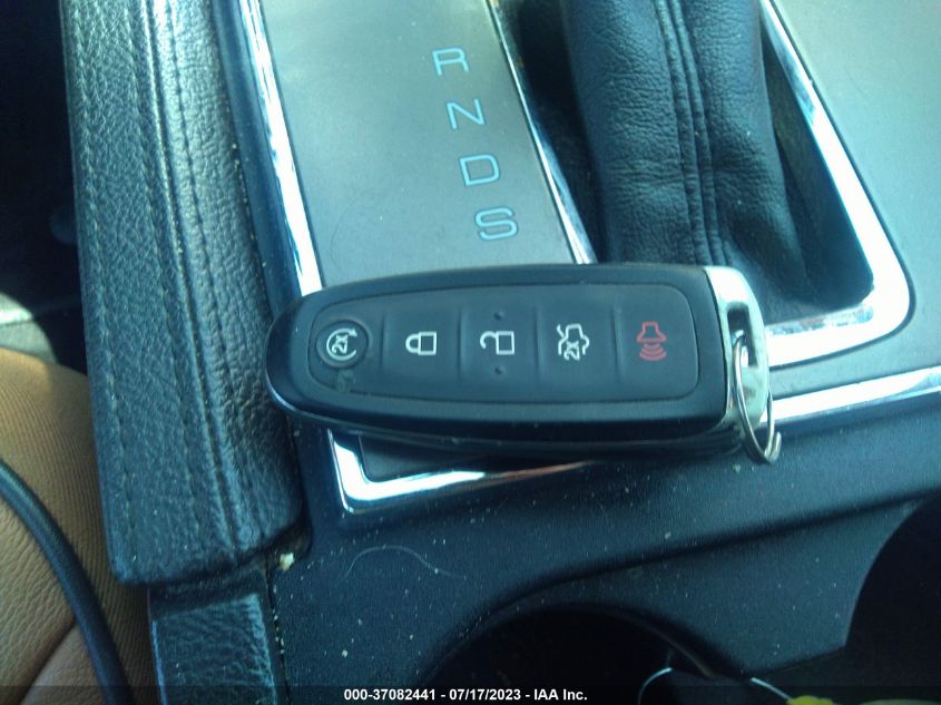 2013 LINCOLN MKX - 2LMDJ8JKXDBL25563