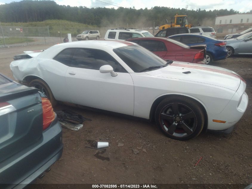 2014 DODGE CHALLENGER SXT - 2C3CDYAG5EH101988