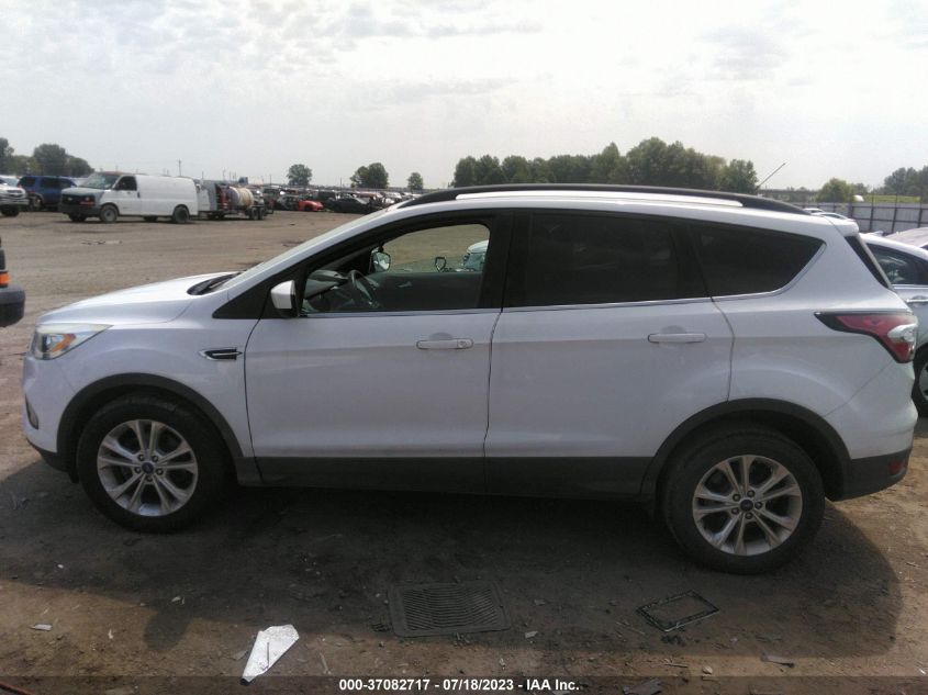 2017 FORD ESCAPE SE - 1FMCU0GD2HUB40707