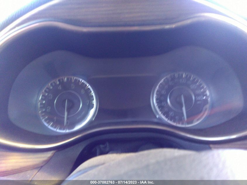 2015 CHRYSLER 200 C - 1C3CCCEG4FN589145