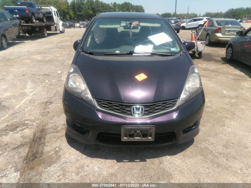 2013 HONDA FIT SPORT - JHMGE8H51DC057017