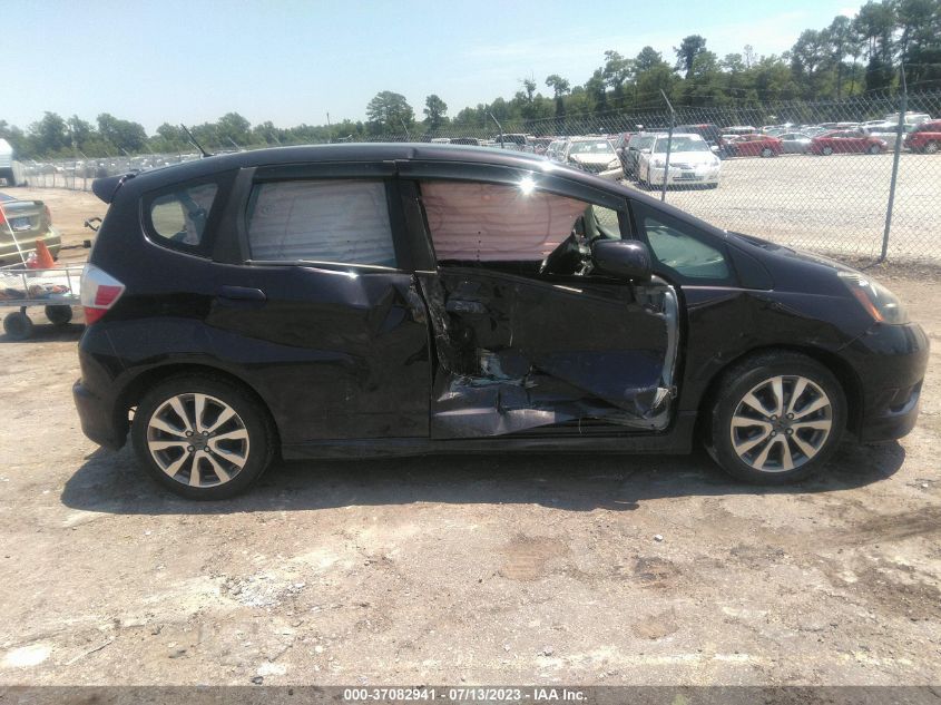 2013 HONDA FIT SPORT - JHMGE8H51DC057017