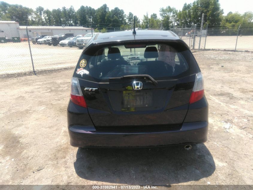 2013 HONDA FIT SPORT - JHMGE8H51DC057017