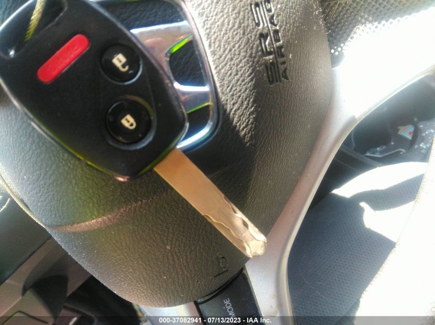 2013 HONDA FIT SPORT - JHMGE8H51DC057017