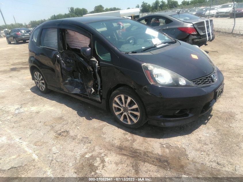 2013 HONDA FIT SPORT - JHMGE8H51DC057017