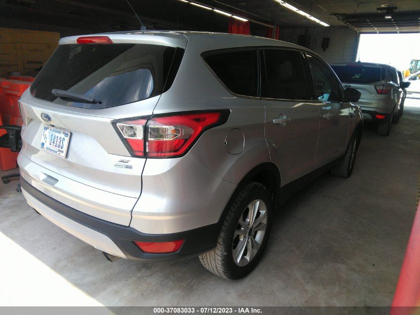 2017 FORD ESCAPE SE - 1FMCU9GDXHUA41220