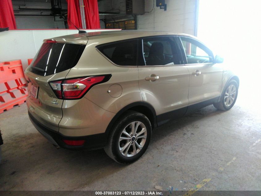 2017 FORD ESCAPE SE - 1FMCU9GD0HUE18458