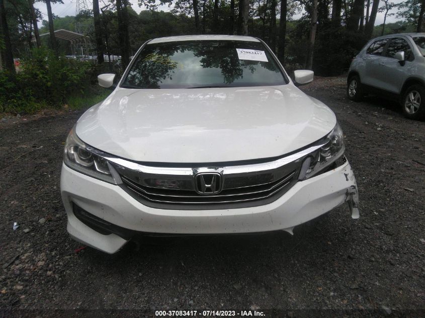 2017 HONDA ACCORD SEDAN SPORT SE - 1HGCR2F14HA212227