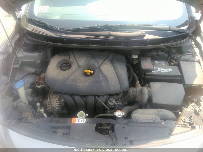 2013 HYUNDAI ELANTRA GT - KMHD35LE9DU105093