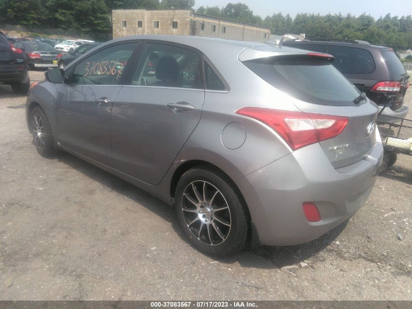 2013 HYUNDAI ELANTRA GT - KMHD35LE9DU105093