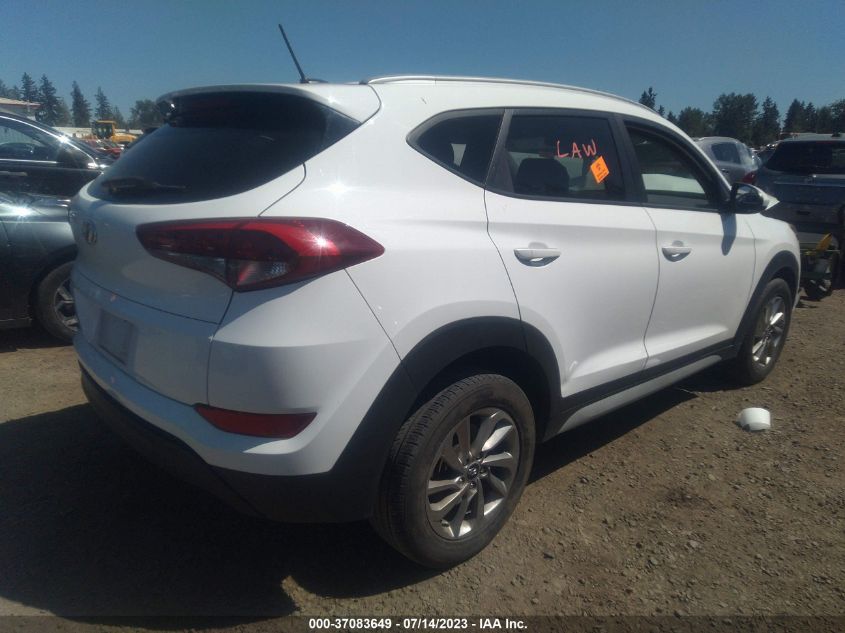 2017 HYUNDAI TUCSON SE - KM8J33A48HU446492