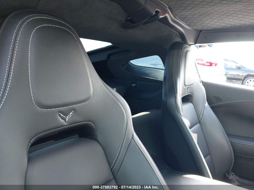 2017 CHEVROLET CORVETTE Z51 3LT - 1G1YM2D79H5110322