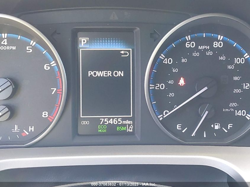 2018 TOYOTA RAV4 XLE/ADVENTURE - JTMWFREV7JJ163774