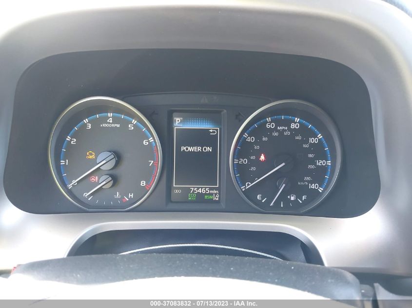 2018 TOYOTA RAV4 XLE/ADVENTURE - JTMWFREV7JJ163774
