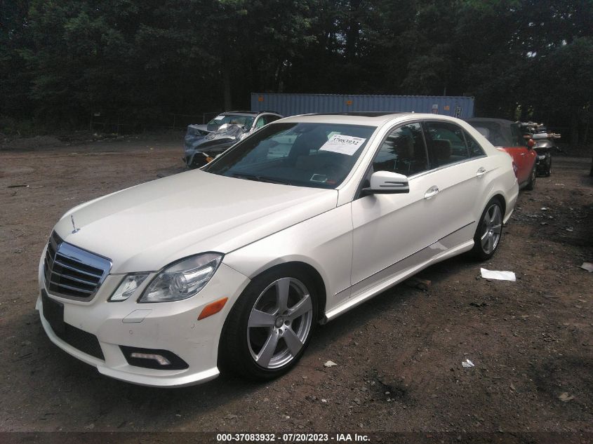 WDDHF8HB1BA393144 2011 MERCEDES-BENZ E-CLASS, photo no. 2