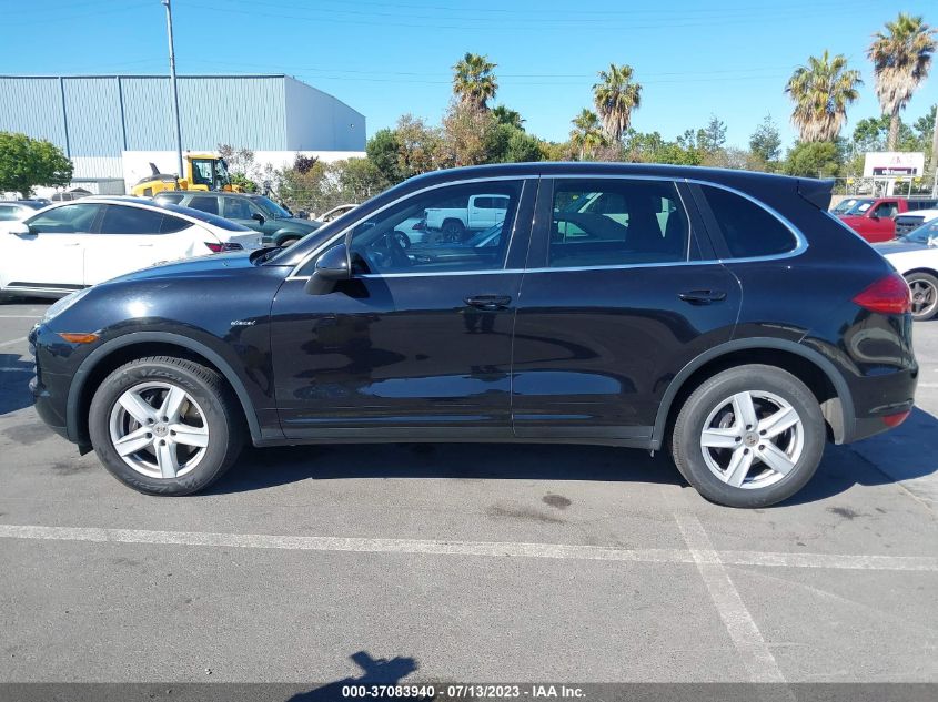 2013 PORSCHE CAYENNE DIESEL - WP1AF2A2XDLA27577