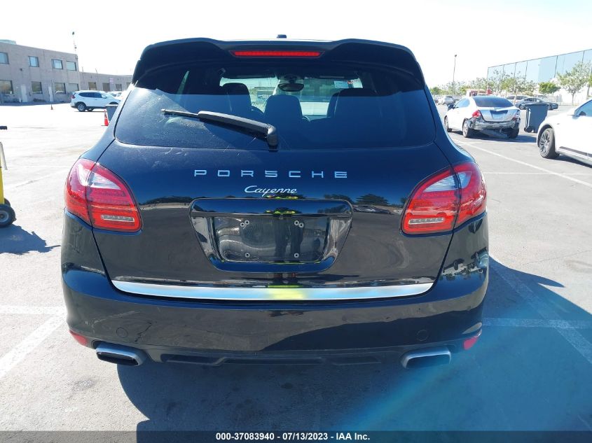 2013 PORSCHE CAYENNE DIESEL - WP1AF2A2XDLA27577