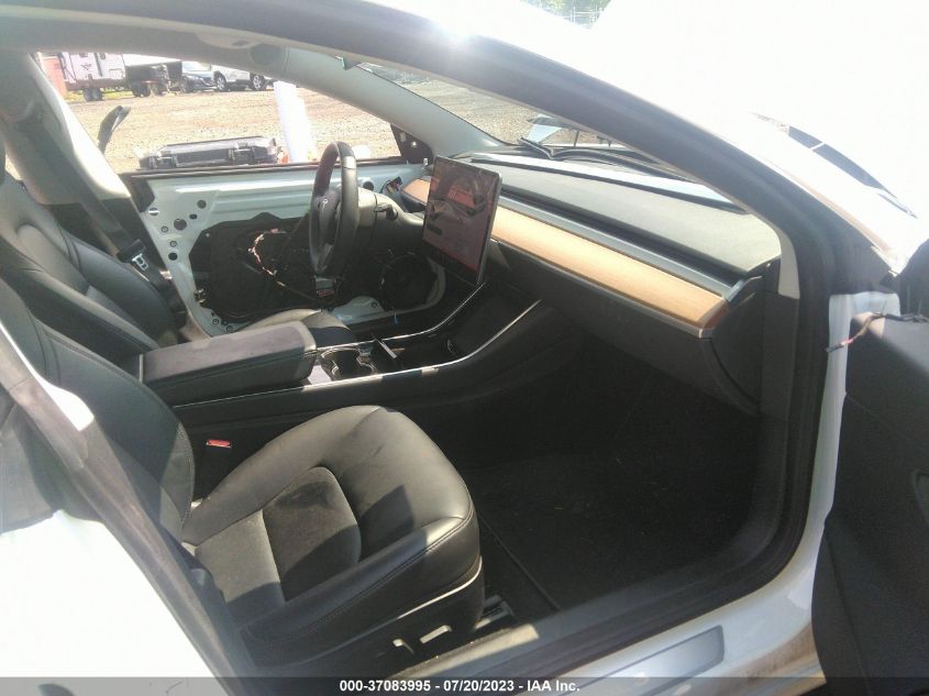 2018 TESLA MODEL 3 LONG RANGE - 5YJ3E1EB4JF108624