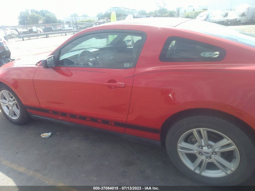 1ZVBP8AM3C5257548 2012 FORD MUSTANG, photo no. 14