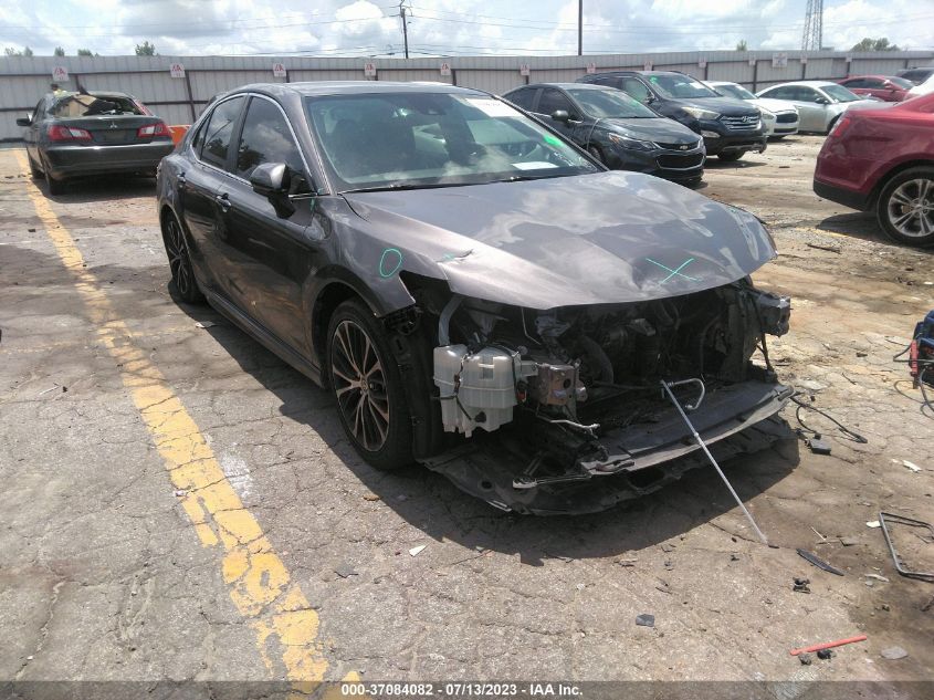 2020 TOYOTA CAMRY SE - 4T1G11AK5LU362402