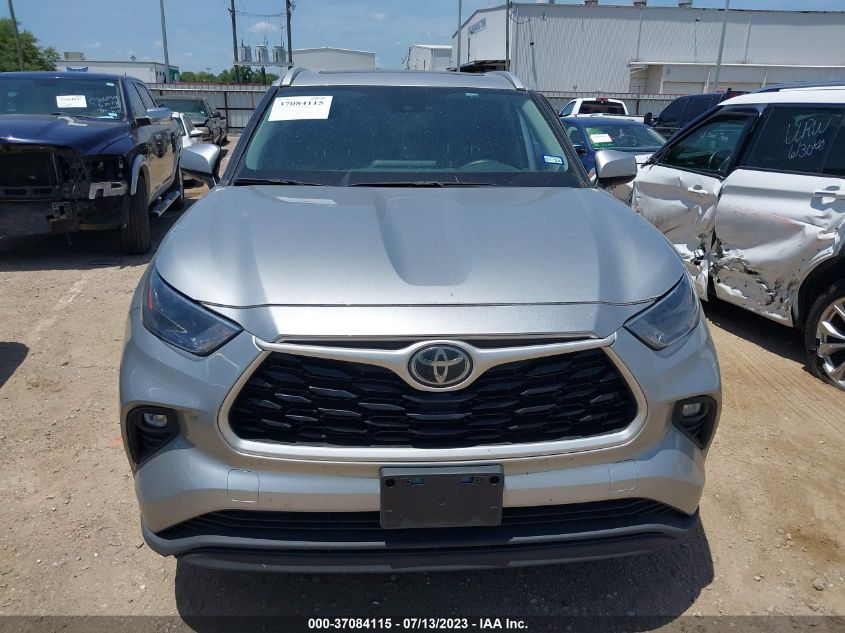 2022 TOYOTA HIGHLANDER XLE - 5TDGZRAH2NS107830