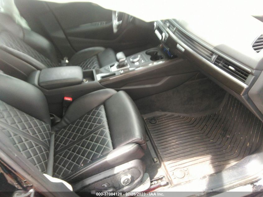 2019 AUDI S4 PRESTIGE WAUC4AF49KA026060