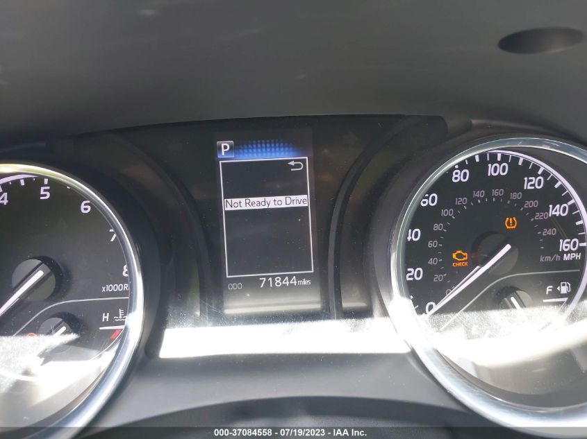 2019 TOYOTA CAMRY LE/SE/XLE/L - 4T1B11HK1KU300252
