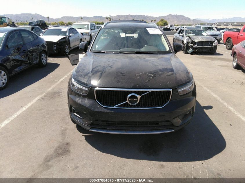 2022 VOLVO XC40 MOMENTUM YV4AC2HK7N2779323