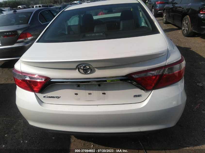 2015 TOYOTA CAMRY SE - 4T1BF1FK8FU093059