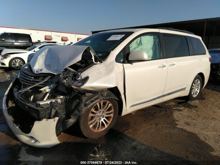 2015 TOYOTA SIENNA XLE/LIMITED - 5TDYK3DCXFS605653
