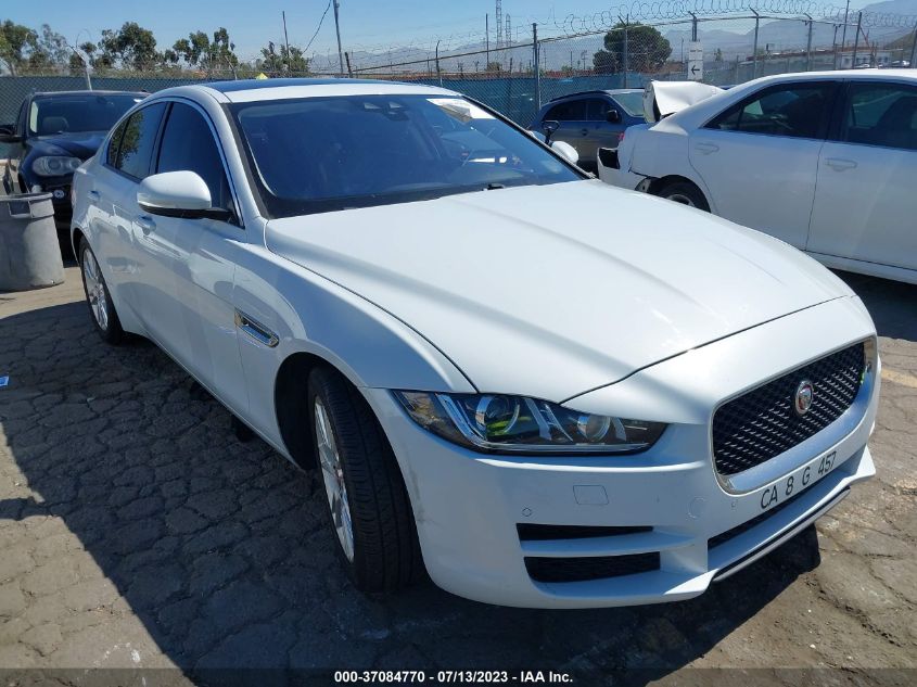 2017 JAGUAR XE 25T PREMIUM - SAJAD4BG4HA961945