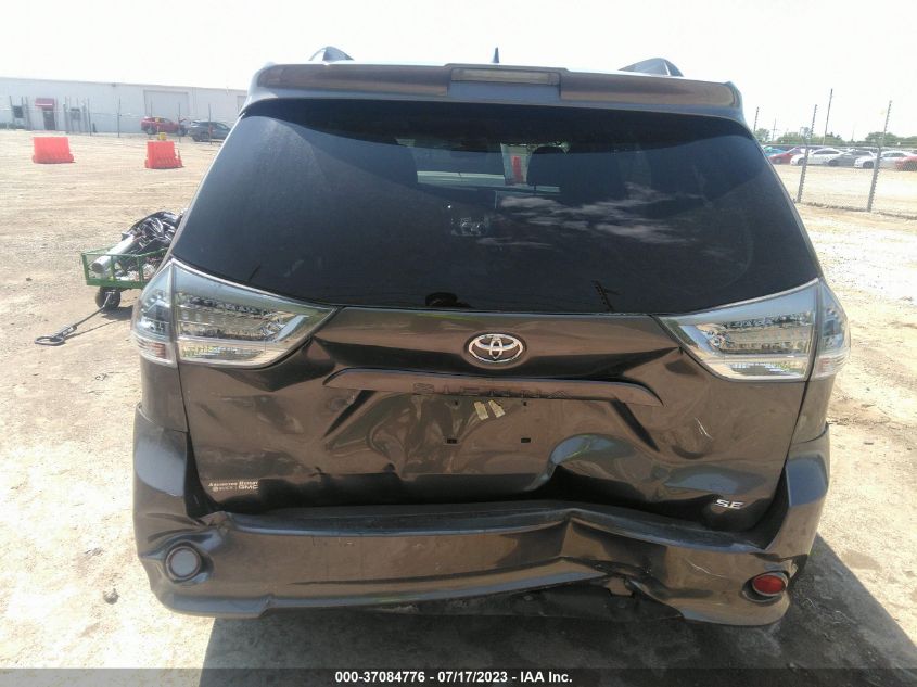 2019 TOYOTA SIENNA SE - 5TDXZ3DC0KS983627