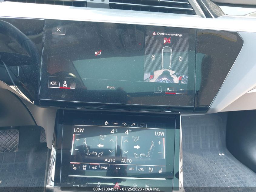 2023 AUDI E-TRON PREMIUM PLUS - WA1LAAGE7PB003441