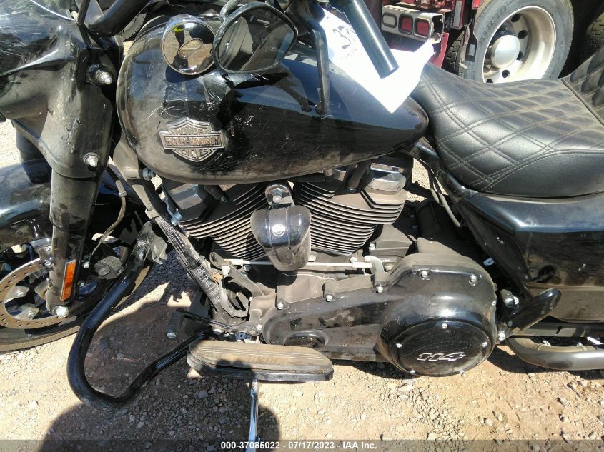 2022 HARLEY-DAVIDSON FLHRXS - 1HD1KVP10NB659135