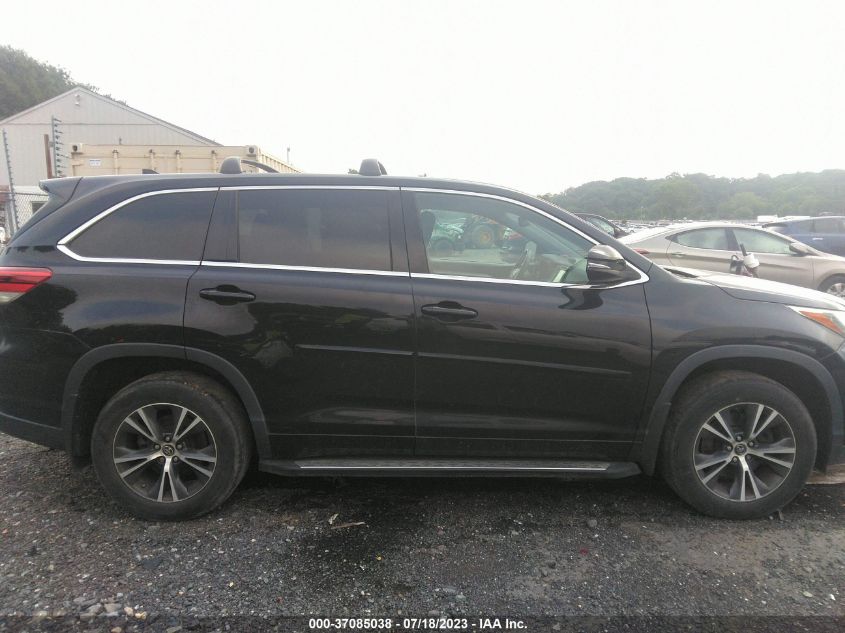 2017 TOYOTA HIGHLANDER LE - 5TDBZRFH0HS385553