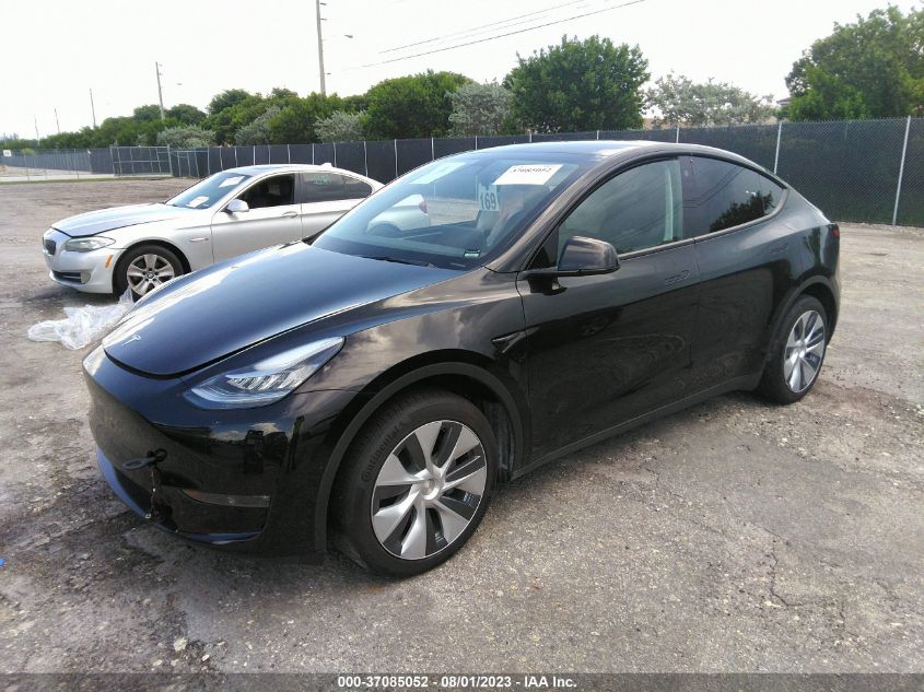 2022 TESLA MODEL Y - 7SAYGDEE2NA008832