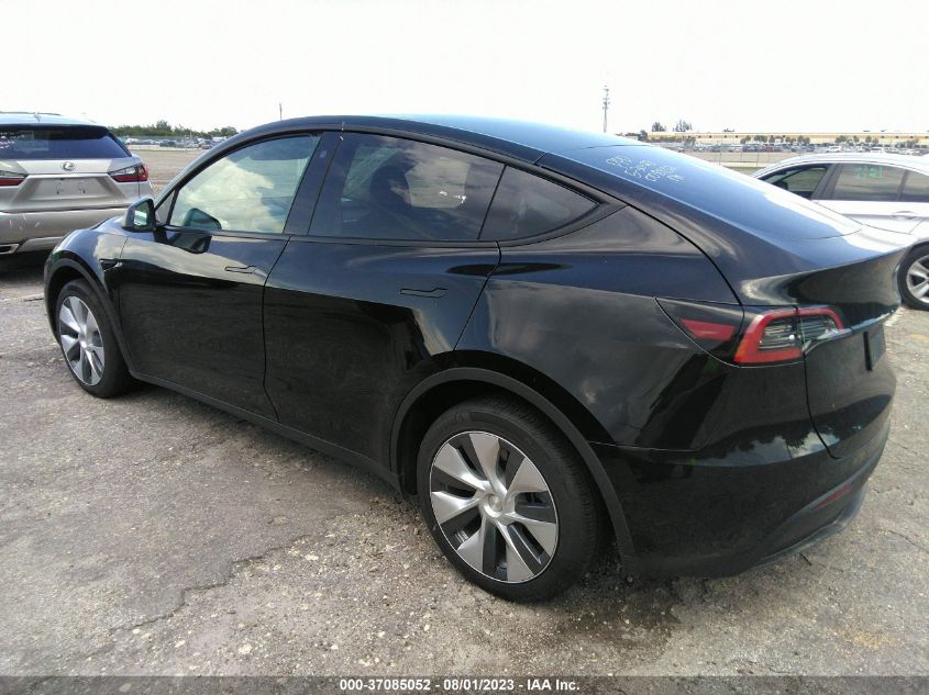 2022 TESLA MODEL Y - 7SAYGDEE2NA008832